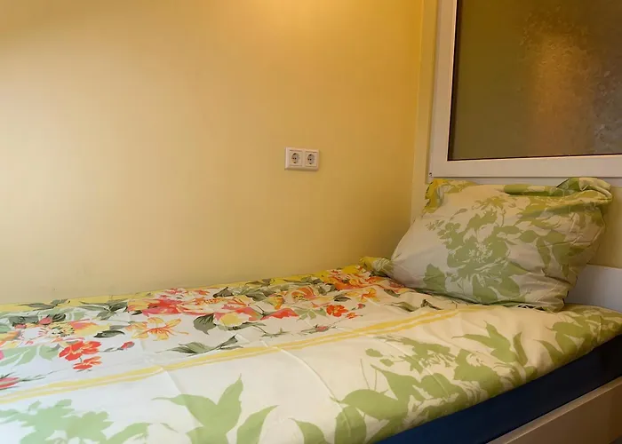 Modernes Apartment 3 Mit 5 Schlafzimmer 8 Einzelne Betten