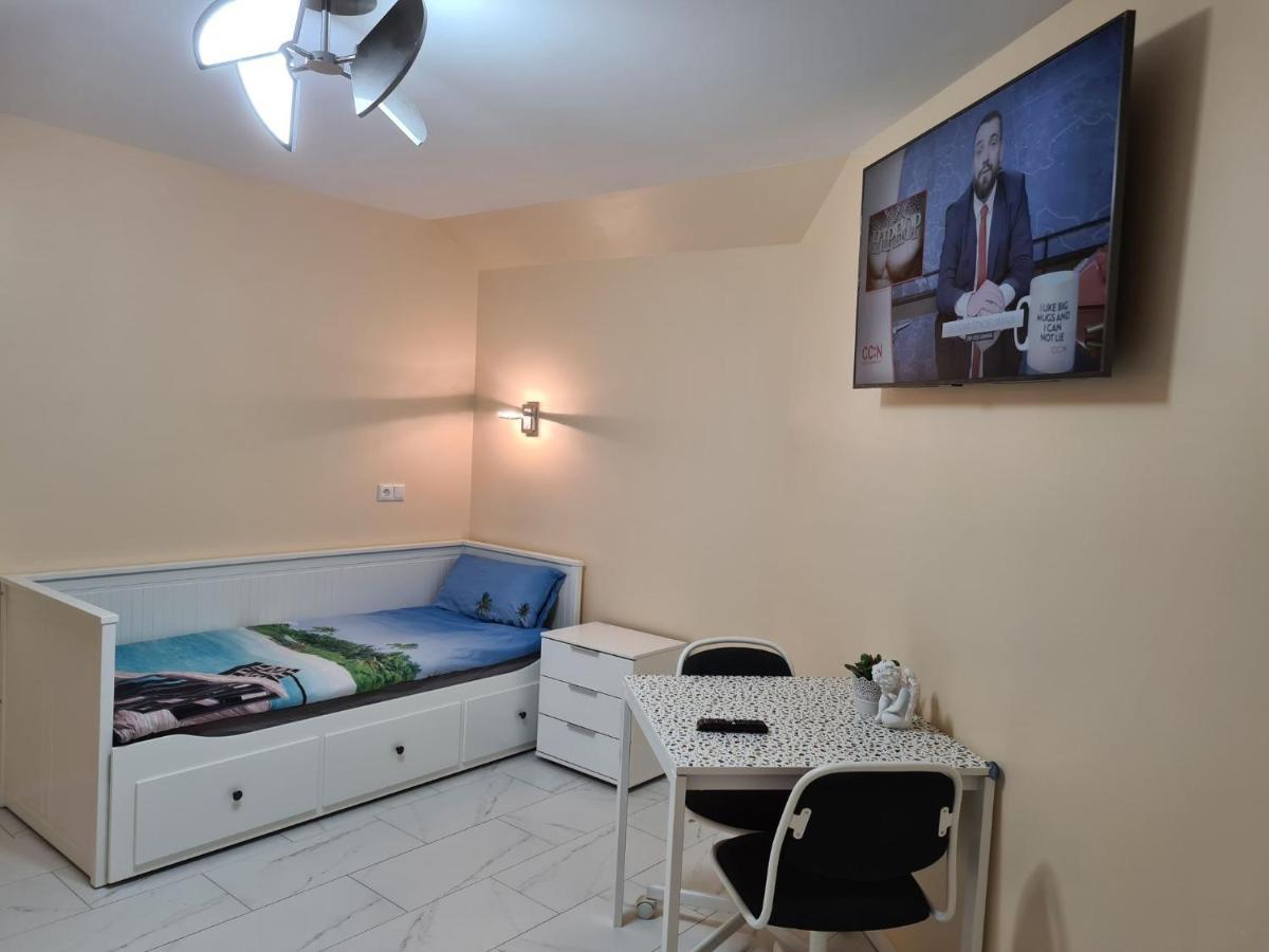 Modernes 3 Mit 5 Schlafzimmer 8 Einzelne Betten Dortmund