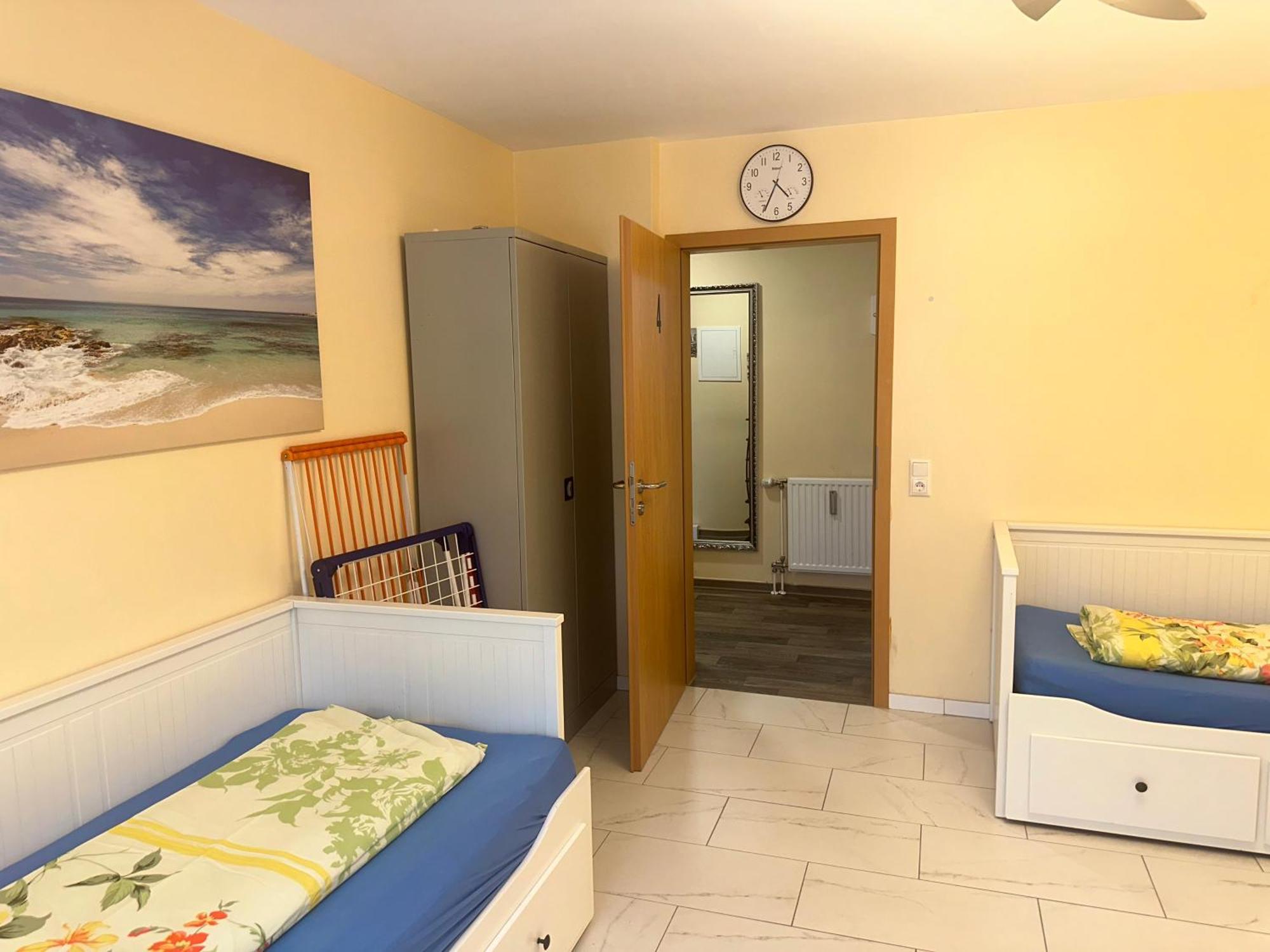 Modernes 3 Mit 5 Schlafzimmer 8 Einzelne Betten Dortmund