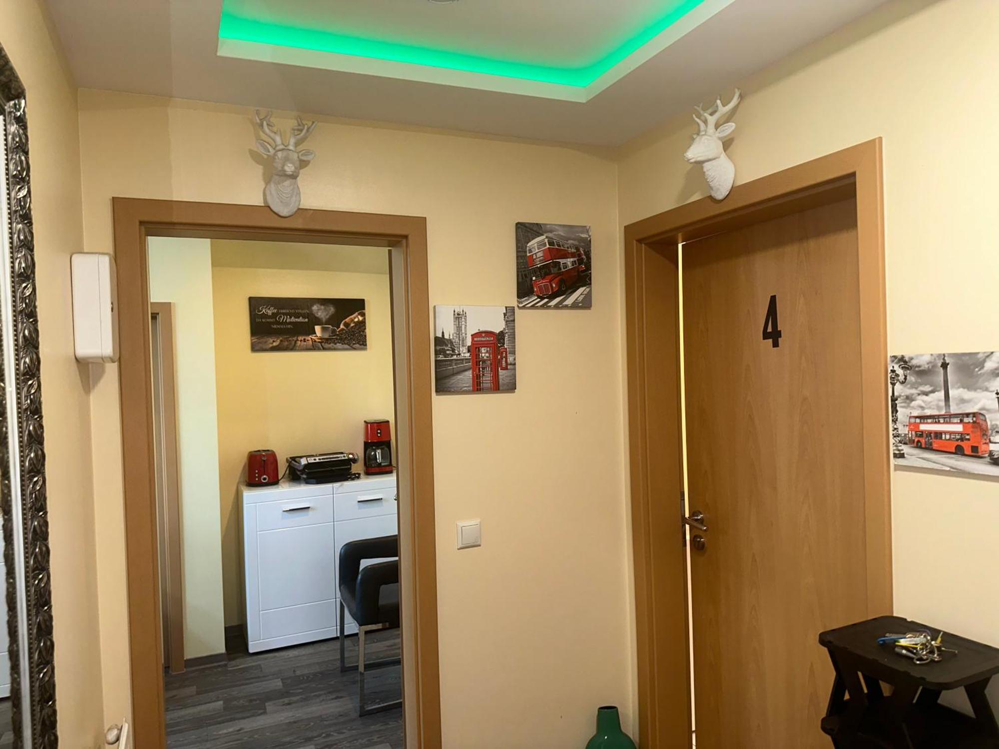 Modernes 3 Mit 5 Schlafzimmer 8 Einzelne Betten Apartment *